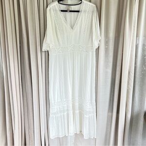 Knox Rose Lined white Dress